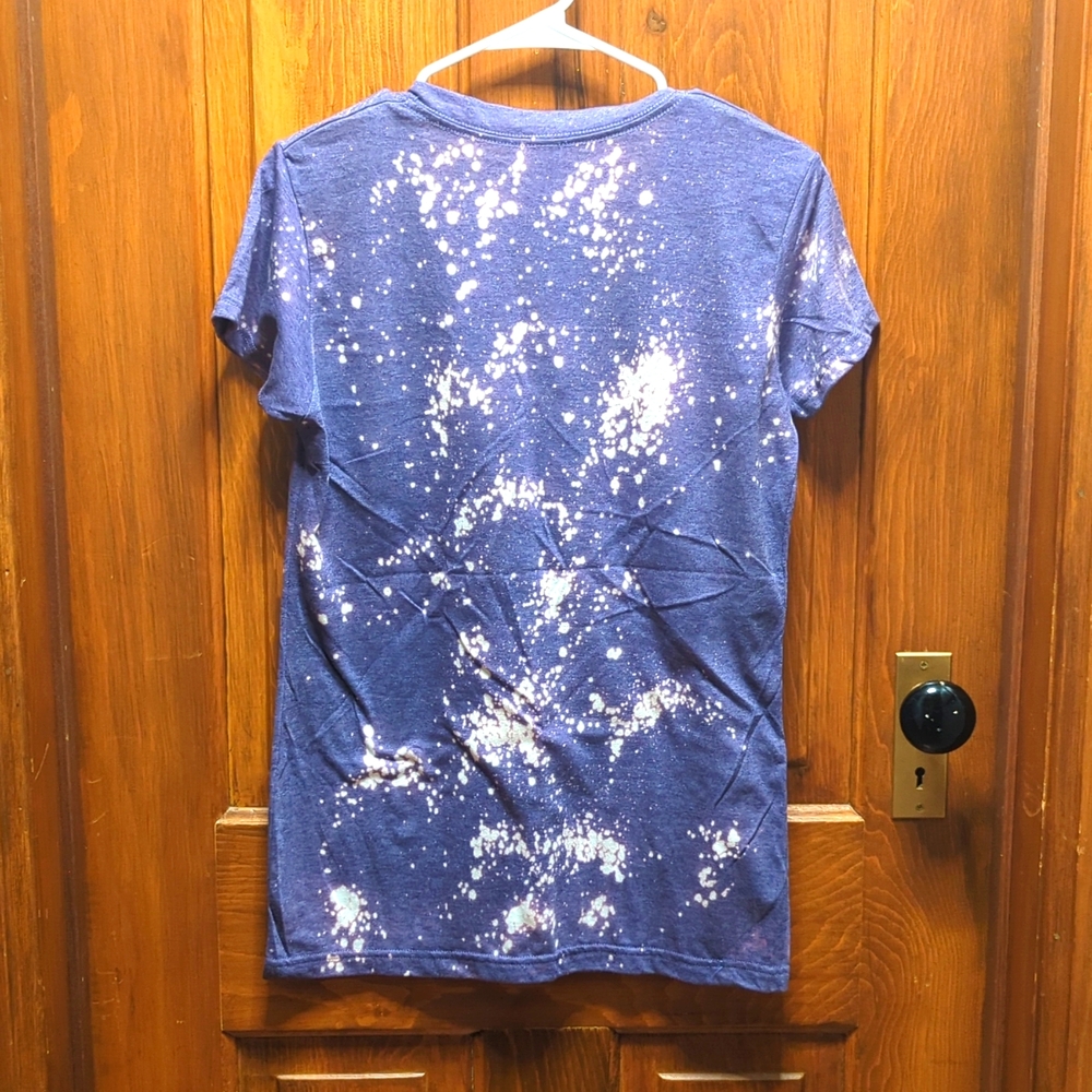 Custom Made V Neck T Shirt SZ L "DNA is in...Turns out I'm 100% that Witch" NWOT - Picture 2 of 4